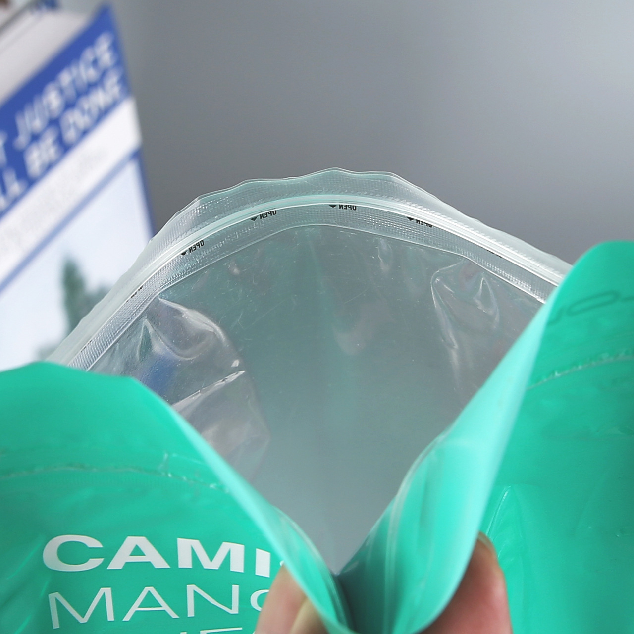 Wholesale plastic zipper pouch Packing pouch manufacturer