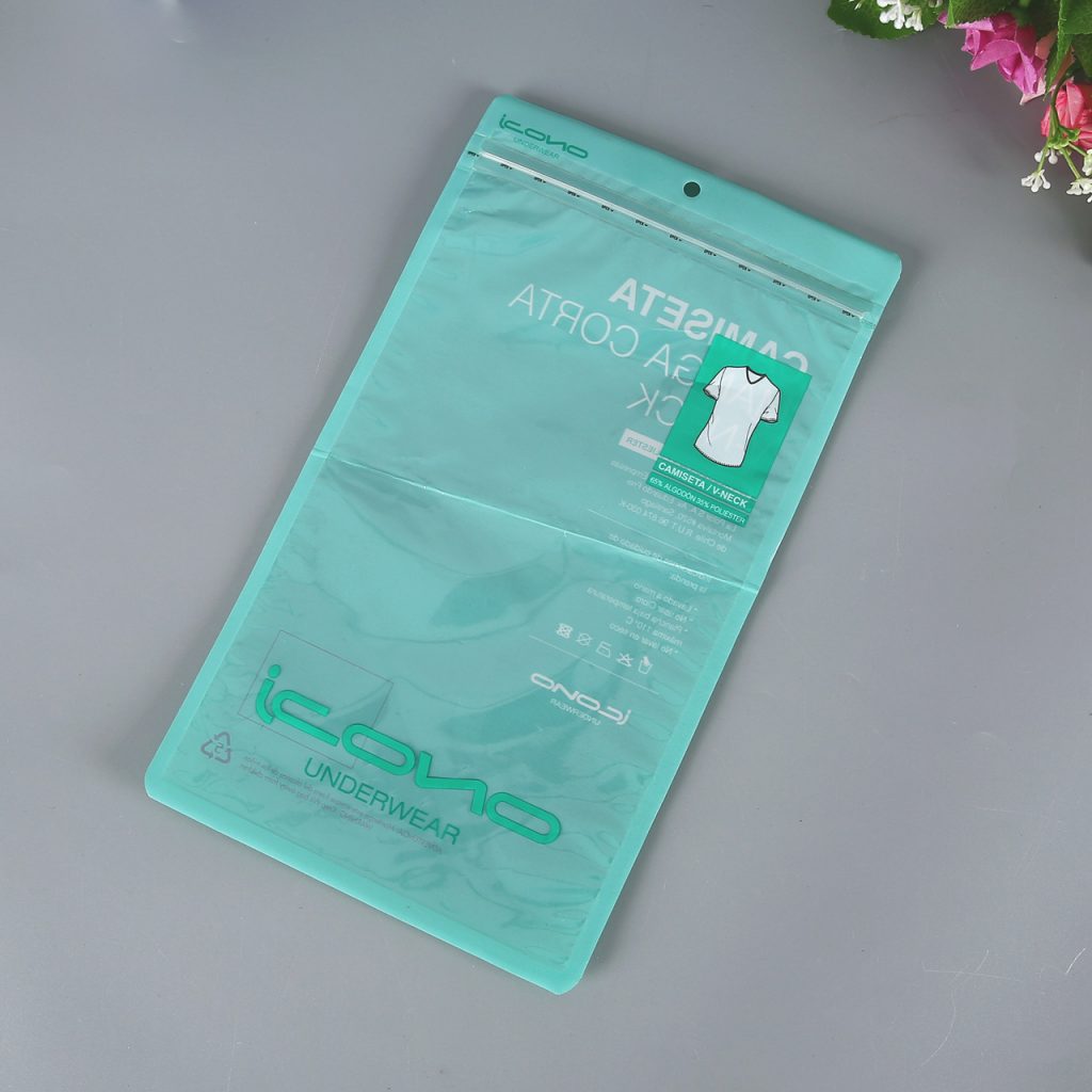 Wholesale plastic zipper pouch Packing pouch manufacturer