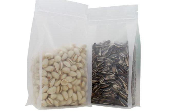 Frosted transparent standing pouch (5)